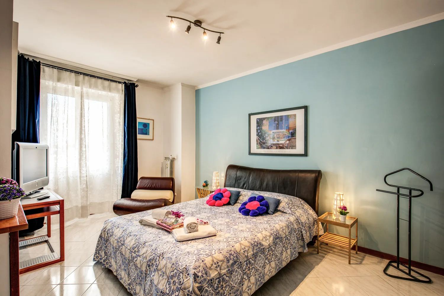 Sunrise Apartment bedroom
