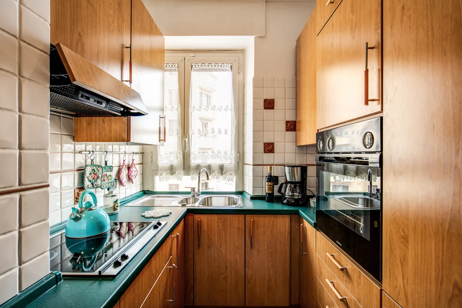 Separate kitchen